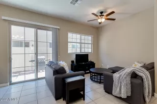 Photo #2: 6381245 Listing 