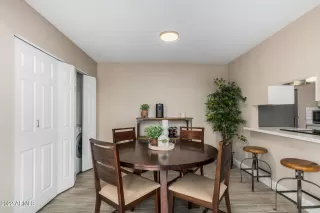 Photo #4: 6381277 Listing 