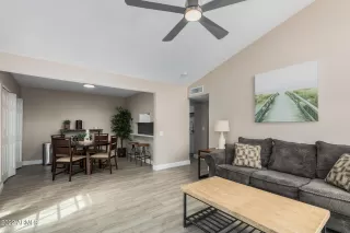 Photo #5: 6381277 Listing 