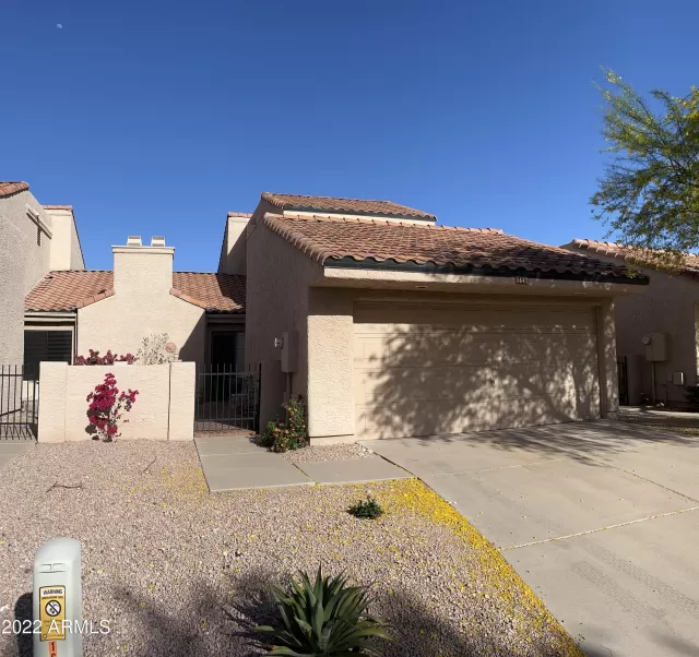 MLS: 6381547 Condo For Sale