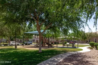 Photo #4: 6381552 Listing