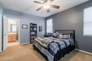 Photo #6: 6381552 Listing