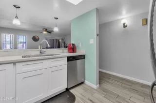 Photo #3: 6381585 Listing