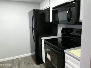 Photo #3: 6381770 Listing