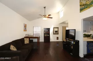 Photo #4: 6382180 Listing 