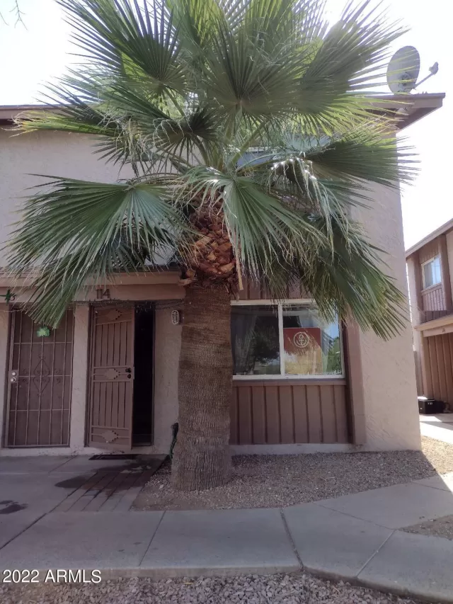 MLS: 6382483 Condo For Sale