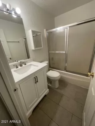 Photo #6: 6382483 Listing 