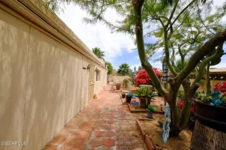 Photo #6: 6382751 Listing 