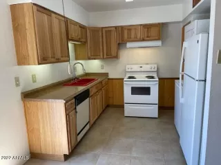 Photo #4: 6382826 Listing