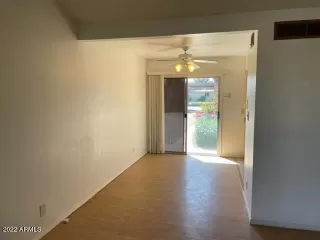 Photo #5: 6382826 Listing