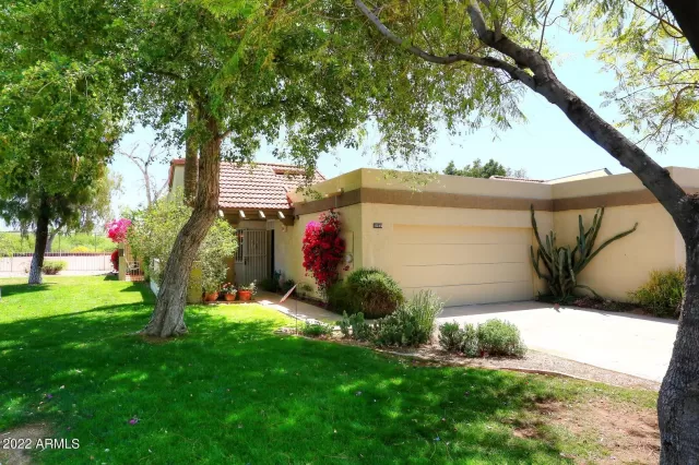 MLS: 6382829 Condo For Sale