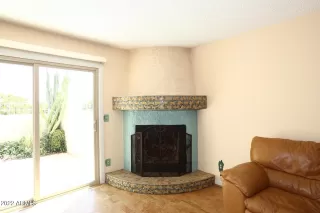 Photo #4: 6382829 Listing