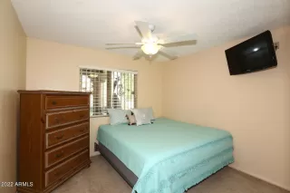 Photo #6: 6382829 Listing