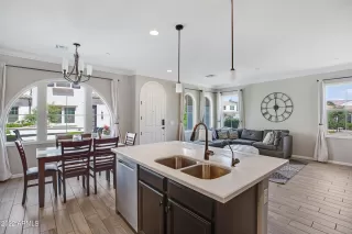 Photo #5: 6382973 Listing 