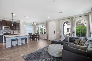 Photo #6: 6382973 Listing 