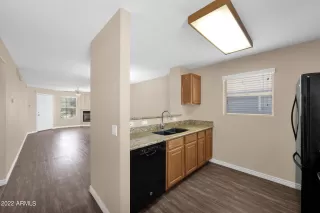 Photo #5: 6383033 Listing