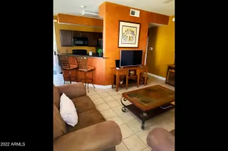 Photo #2: 6383252 Listing