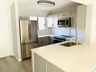 Photo #1: 6383255 Listing