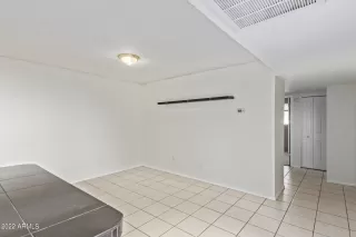 Photo #3: 6383618 Listing