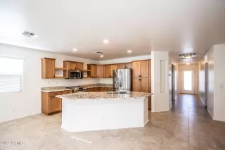 Photo #1: 6383650 Listing