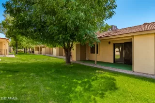 Photo #5: 6383653 Listing