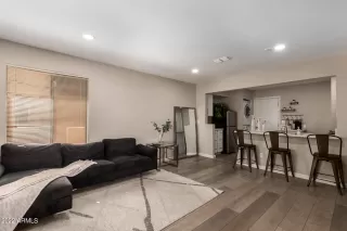 Photo #4: 6383676 Listing