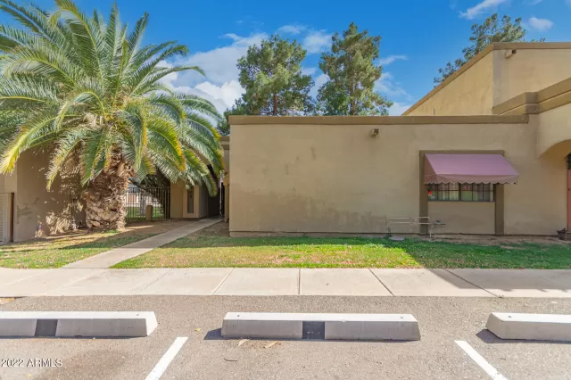 MLS: 6383690 Condo For Sale