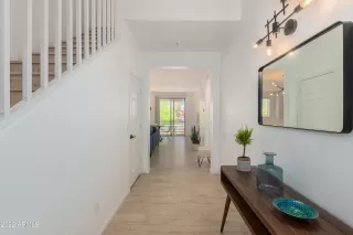 Photo #5: 6383754 Listing