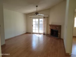 Photo #6: 6383827 Listing