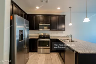 Photo #3: 6384005 Listing