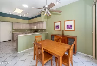 Photo #6: 6384050 Listing