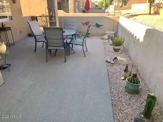 Photo #5: 6384091 Listing