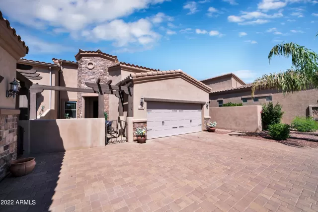 MLS: 6384140 Condo For Sale