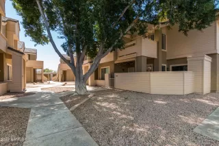 Photo #2: 6384271 Listing