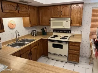 Photo #4: 6384283 Listing 