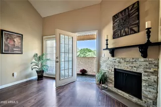 Photo #2: 6384328 Listing