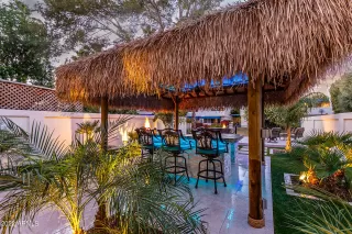 Photo #2: 6384424 Listing