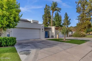 Photo #3: 6384424 Listing