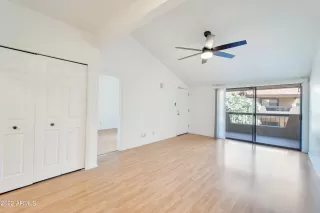 Photo #3: 6384524 Listing