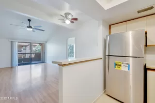 Photo #5: 6384524 Listing