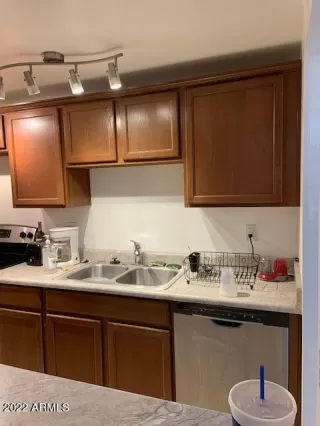 Photo #2: 6384643 Listing