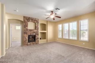 Photo #3: 6384700 Listing