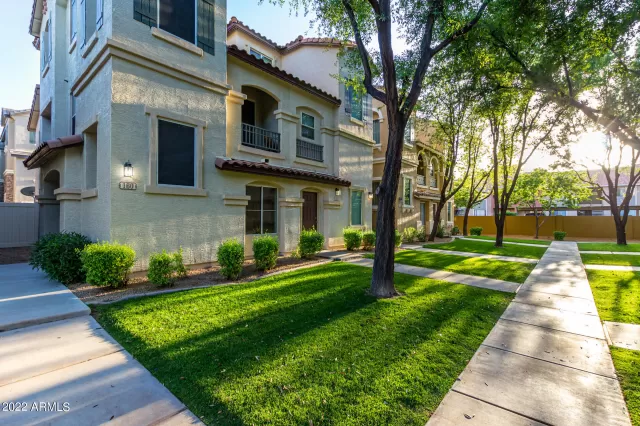 MLS: 6384729 Condo For Sale