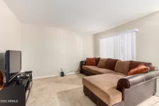 Photo #3: 6384797 Listing