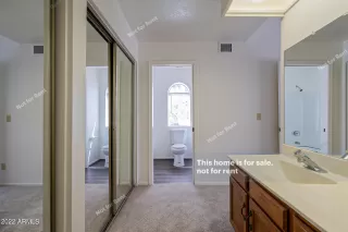 Photo #5: 6384930 Listing