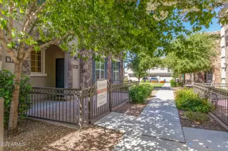 Photo #2: 6384987 Listing 