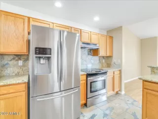 Photo #3: 6385244 Listing 