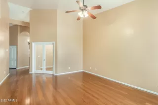 Photo #4: 6385394 Listing