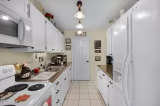 Photo #2: 6385437 Listing