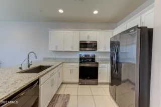 Photo #3: 6385472 Listing